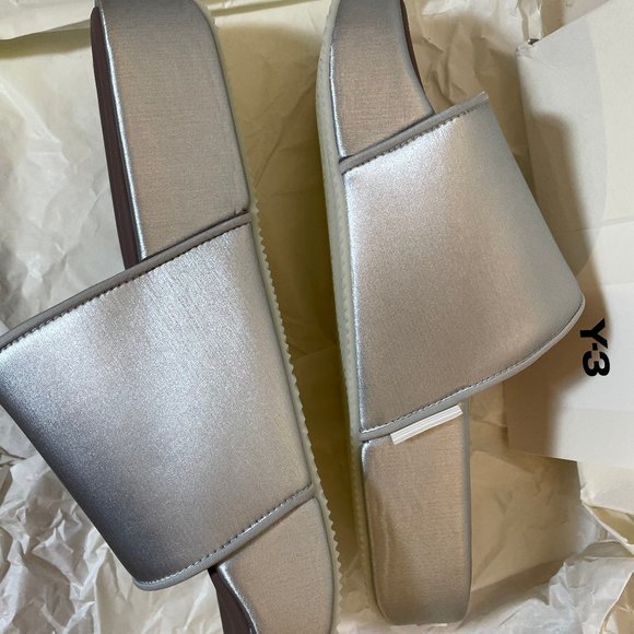 Y-3 Slides